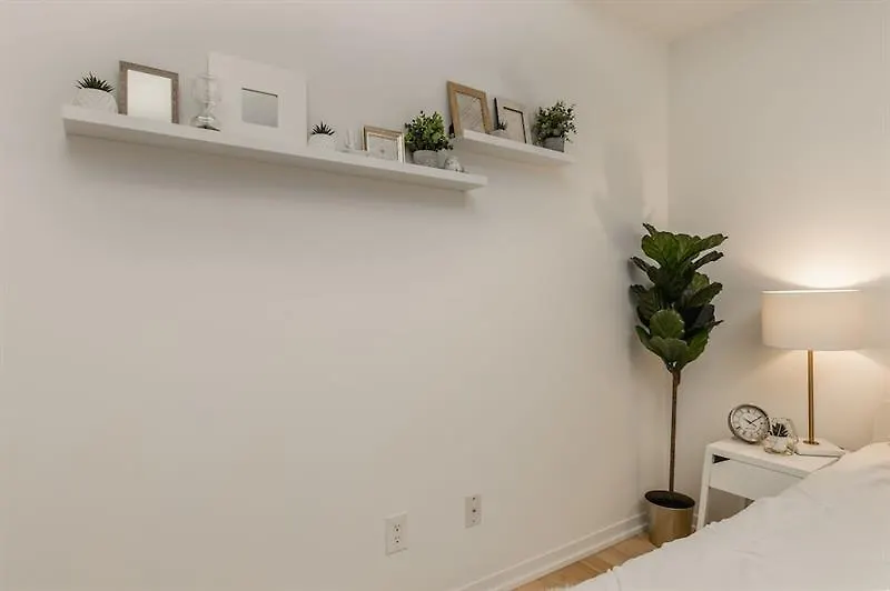 The Maple Boutique Suites Vr Toronto Hotel