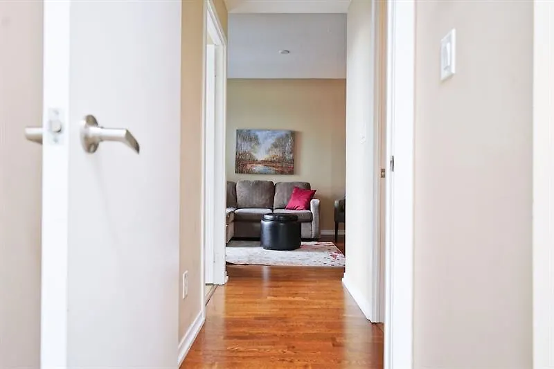 The Maple Boutique Suites Vr Toronto Canada