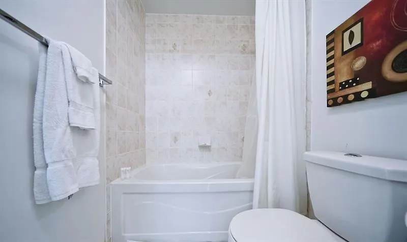 The Maple Boutique Suites Vr Toronto Hotel