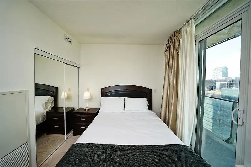 *** Hotel The Maple Boutique Suites Vr Toronto Canada