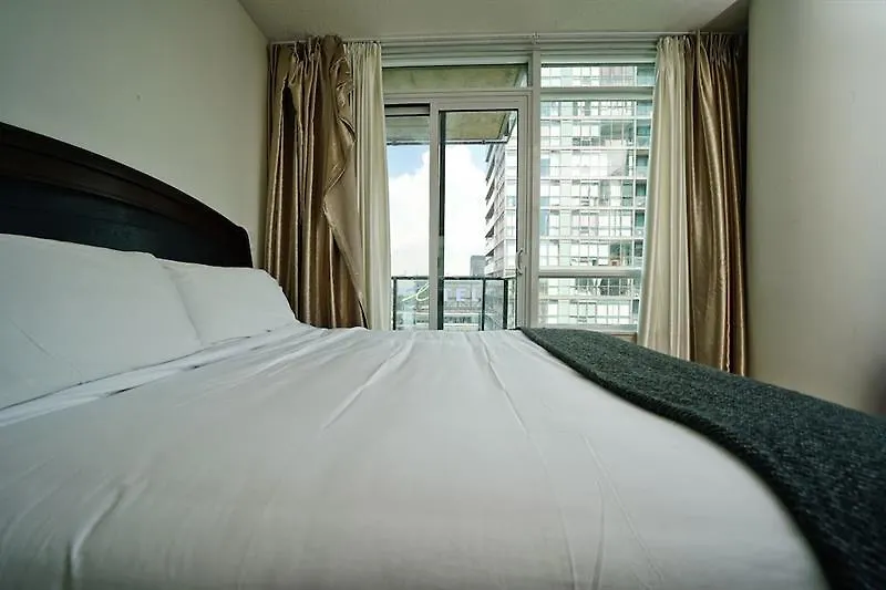 The Maple Boutique Suites Vr Toronto
