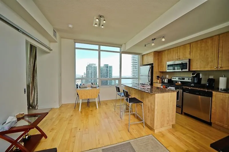 The Maple Boutique Suites Vr Toronto Hotel