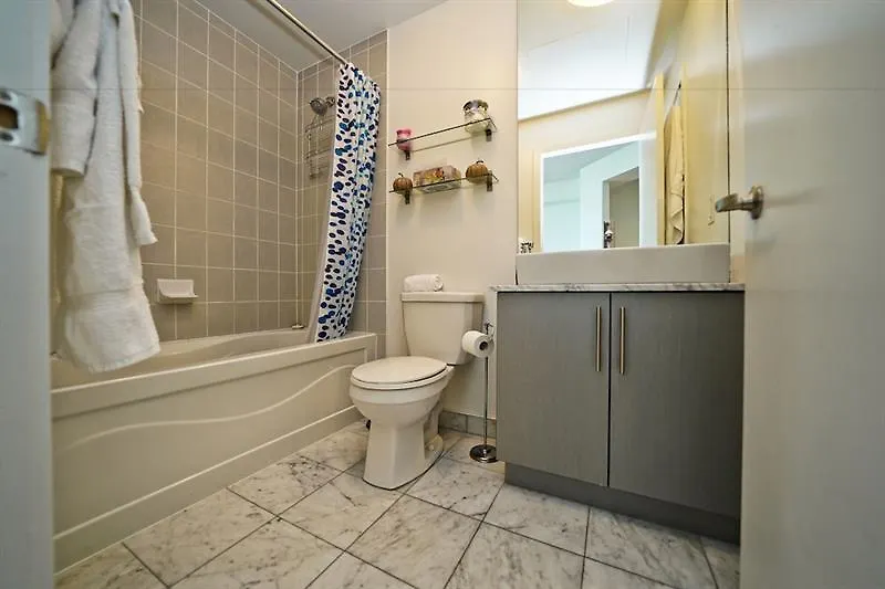 The Maple Boutique Suites Vr Toronto
