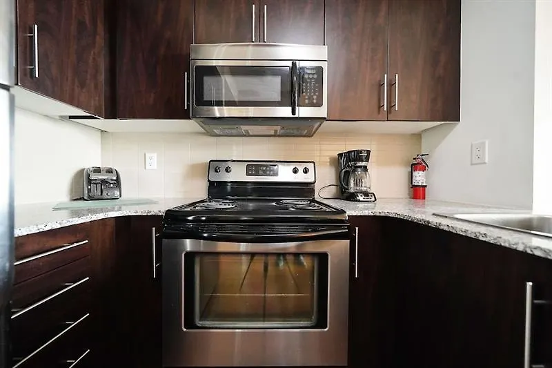 The Maple Boutique Suites Vr Toronto 3*,