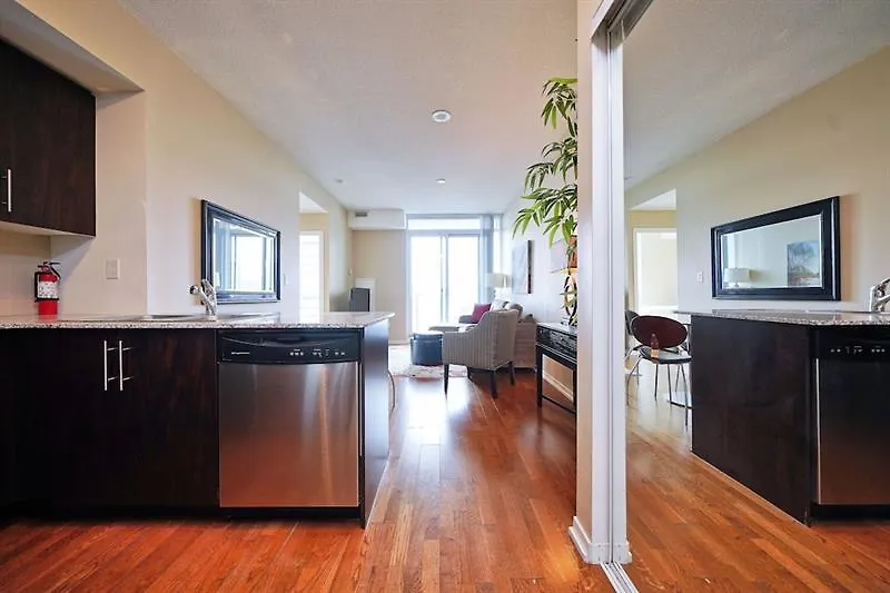 The Maple Boutique Suites Vr Toronto Hotel